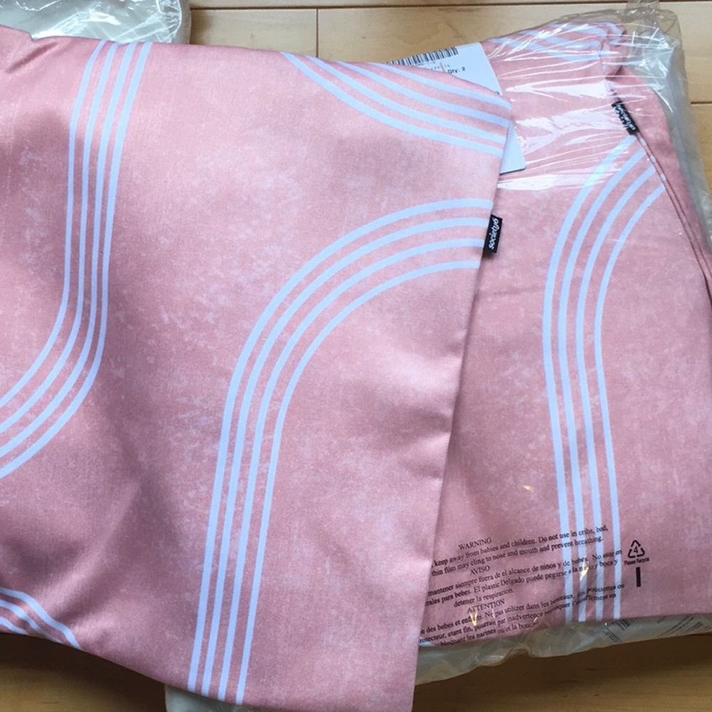 NEW Peach pillow covers with inserts 18”x18”